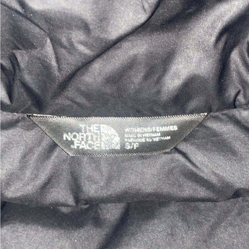 Northface Puffer Jacket - Picture 4 of 4